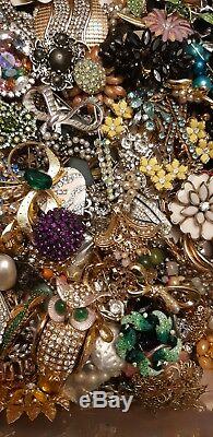 12lbs Lot Of Vintage Old Rhinestone Jewelry Brooches Earrings Necklaces Rings
