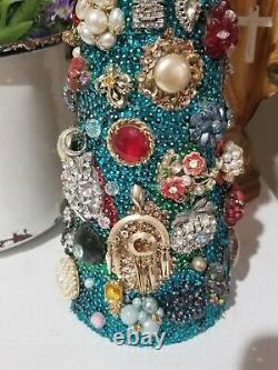 20 vintage Jewelry tree rhinestone lot brooch pearls earrings Christmas