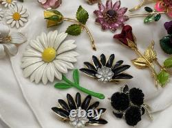 24 Pcs Vintage Flower Power Brooch Earrings Lot Rhinestone Enamel Signed Weiss +