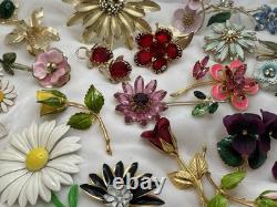 24 Pcs Vintage Flower Power Brooch Earrings Lot Rhinestone Enamel Signed Weiss +