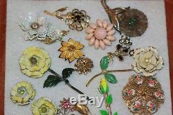 (25) Vintage FLOWER Brooch Pin Lot Enamel Rhinestone Sarah Coventry, Giovanni