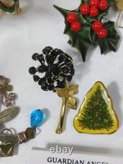 40 pc lot Vintage Antique Lot of Rhinestone 1950's 60's Brooches, & More