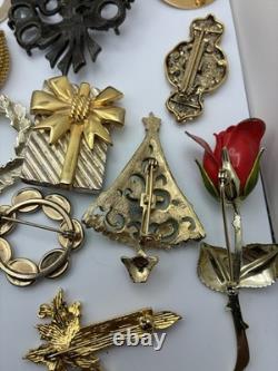 41 Piece Brooch Pin Lot Vintage Gold Signed/Unsigned 2 Missing Stones Reseller
