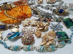 ALL Vintage High End Jewelry Lot Brooch Mixed Old Costume some Signed 30++ Piec