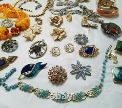 ALL Vintage High End Jewelry Lot Brooch Mixed Old Costume some Signed 30++ Piec