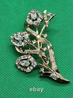 Alfred Philippe Crown Trifari flower brooch Pristine Condition! Gold & Silver