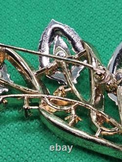 Alfred Philippe Crown Trifari flower brooch Pristine Condition! Gold & Silver