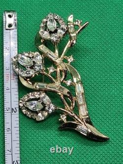 Alfred Philippe Crown Trifari flower brooch Pristine Condition! Gold & Silver