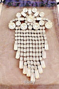 Amazing Massive Vintage Possible Unsigned Weiss Rhinestone Fringed Brooch