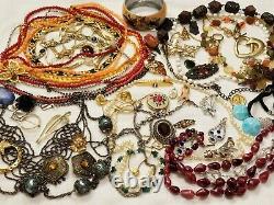 BIG High END ALL VINTAGE JEWELRY LOT LBS BROOCHES CLIP EARRINGS + SIGNED 65+