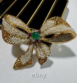 BSK Gold Bow Brooch Emerald Glass Seed Pearls Rhinestones Dior Era Vintage