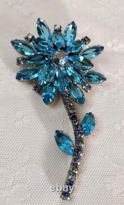 Brooch Navette Turquoise Rhinestone Flower Vtg 50's Unsigned Attributed Juliana