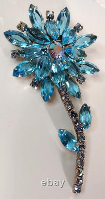 Brooch Navette Turquoise Rhinestone Flower Vtg 50's Unsigned Attributed Juliana