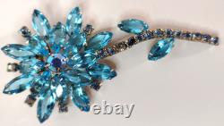Brooch Navette Turquoise Rhinestone Flower Vtg 50's Unsigned Attributed Juliana