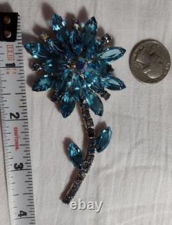 Brooch Navette Turquoise Rhinestone Flower Vtg 50's Unsigned Attributed Juliana