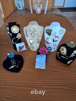 Brooches Vintage Varies Unique Designs & Styles 30 Brooches In This Grouping