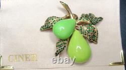 CINER Green Rhinestone & Enamel Pear Fruit Vintage Pin Brooch In Original Pouch