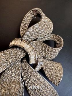 CINER Vintage High-End Huge Pave and Baguette Crystal Ribbon/Bow Pin, Signed! A+
