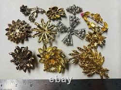 Collection Lot Vintage Rhinestone Brooches. Many Colors and Designs N4