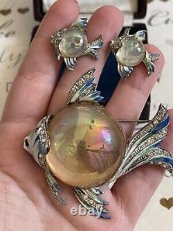 Coro Craft brooch & earrings Angel Fish Jelly Belly Vintage 1942s D133470 A. Katz