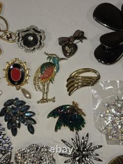 Costume Jewelry Brooch Pin Lot 1.22 lbs Mixed Assortment Vintage Rhinestone
