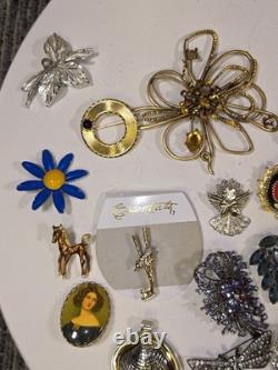 Costume Jewelry Brooch Pin Lot 1.22 lbs Mixed Assortment Vintage Rhinestone