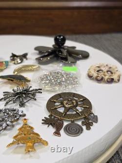 Costume Jewelry Brooch Pin Lot 1.22 lbs Mixed Assortment Vintage Rhinestone