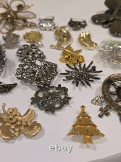 Costume Jewelry Brooch Pin Lot 1.22 lbs Mixed Assortment Vintage Rhinestone