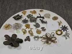 Costume Jewelry Brooch Pin Lot 1.22 lbs Mixed Assortment Vintage Rhinestone