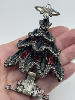 DEFECTIVE LAWRENCE VRBA Large Vintage Rhinestone Christmas Tree Pin Broo G3D