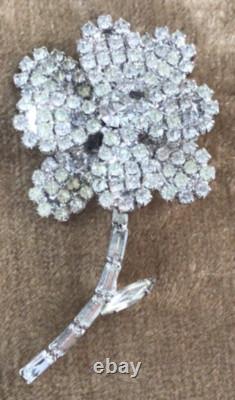Excellent Vintage Weiss Rhinestone 2.5 Flower Floral Brooch Pin / Pendant