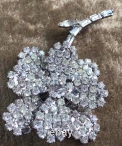 Excellent Vintage Weiss Rhinestone 2.5 Flower Floral Brooch Pin / Pendant