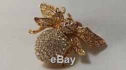 Fabulous Vintage Signed CINER Gold Tone Rhinestone-Studded Bumblebee Brooch