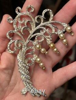 Gorgeous Large Vintage Coro Pave Rhinestone & Pearl Baroque Bouquet Brooch 4