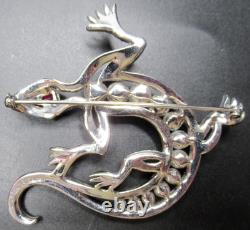 Gorgeous Sparkling Ice Rhinestone Faux Pearl Rhodium Plate Lizard Vintage Brooch