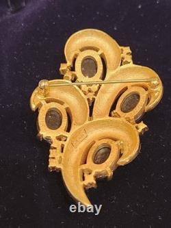 Gorgeous Vintage Trifari L'Orient Enamel Rhinestone Cabachon Brooch VINTAGE