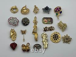 HUGE LOT OF BROOCH & PINS VINTAGE RHINESTONE GOLD TONED TOTAL of 130