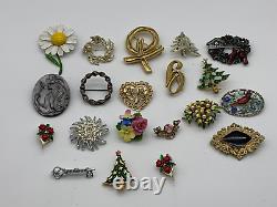 HUGE LOT OF BROOCH & PINS VINTAGE RHINESTONE GOLD TONED TOTAL of 130