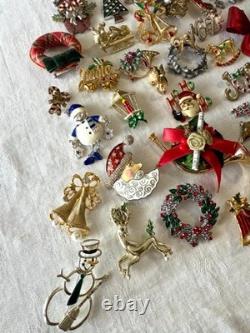 HUGE VINTAGE LOT signed Christmas Brooch Pin Napier Monet + 3 lbs $2 each