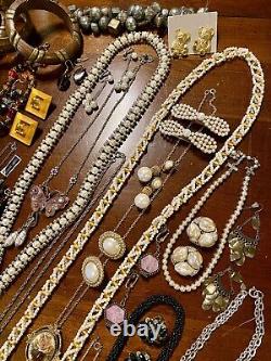 HUGE Vintage Costume To Modern Brooch Some SIGNED Earrings Necklace Estate Lot