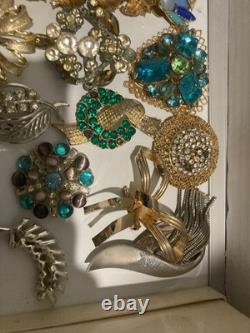 Huge Lot of Vintage Costume Jewelry Sarah Cov, Sulton Pins Brooch Necklace Watch
