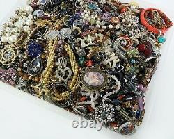 Huge Vintage Now Jewelry Lot Rhinestone Necklace Bracelet Earring Brooch 20LBS B