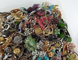 Huge Vintage Now Jewelry Lot Rhinestone Necklace Bracelet Earring Brooch 21LBS A