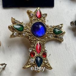 Lot 16 Vintage Brooches 1928 Carolee AK Austria Coro Germany Dorlan Czech Avon