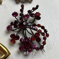 Lot 16 Vintage Brooches 1928 Carolee AK Austria Coro Germany Dorlan Czech Avon