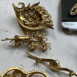 Lot 16 Vintage Brooches 1928 Carolee AK Austria Coro Germany Dorlan Czech Avon