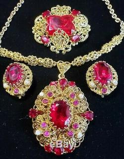 MAGNIFICENT Vtg PARURE W. GermanY Red Rhinestone G-tone Necklace Brooch Earrings