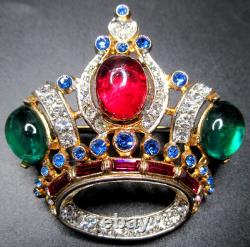 Pegasus CORO Red & Green Cabochon Rhinestone Crown Vintage Pin Brooch