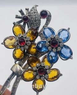 Pennino Vintage Silver Tone Rhinestone Glass Point Petals Flower Brooch Pin