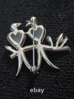 Pennino Vtg. Frosted Glass Jelly Belly Love Birds Brooch Rhodium Back